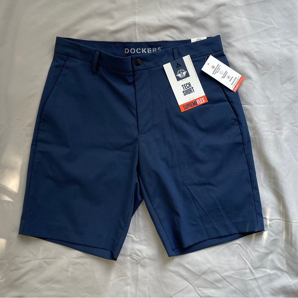 Dockers Men's Dark Blue Tech Shorts